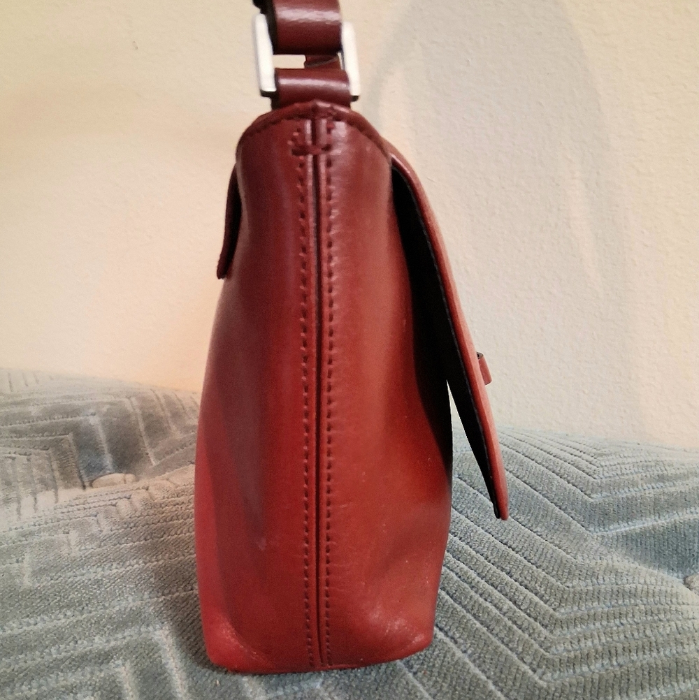 Kenneth Cole Red Handbag - Picture 5 of 9